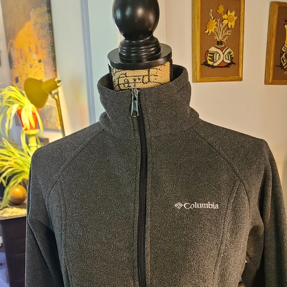 Columbia zipper front dark Grey Jacket - Picture 2 of 12